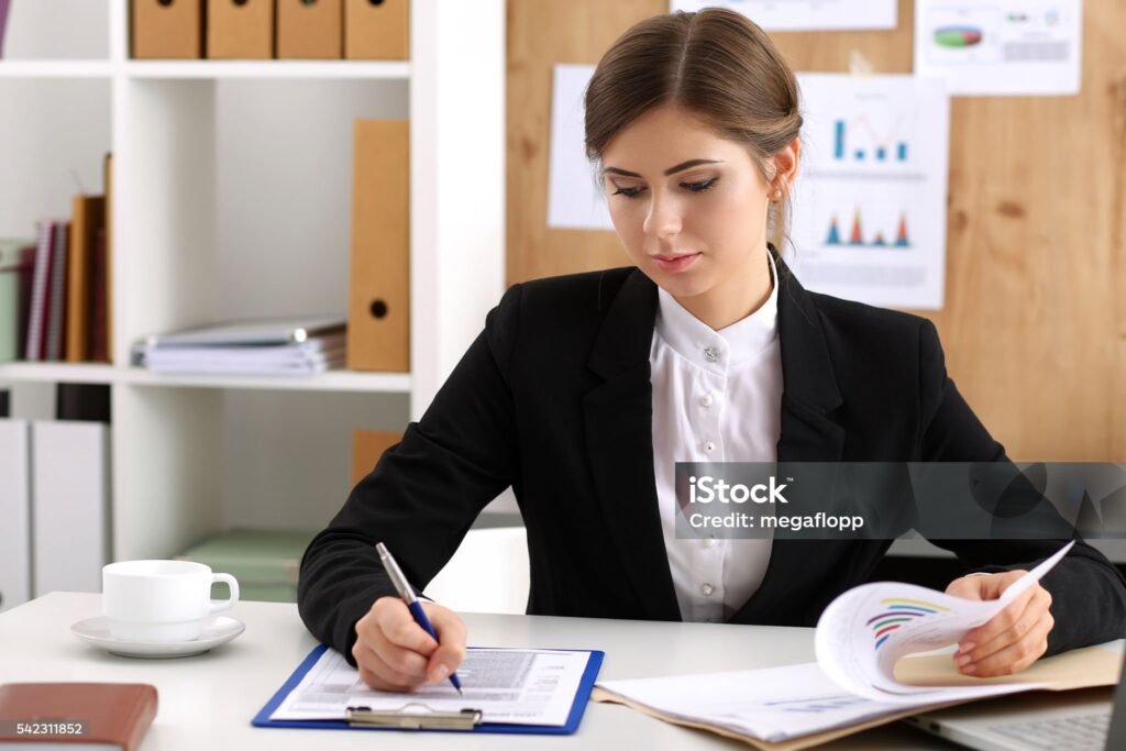 5 Common Mistakes to Avoid When Dealing with an IRS Revenue Officer 2 istockphoto 542311852 2048x2048 1